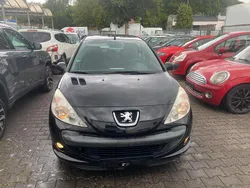 Schwarz Gebraucht 2012 Peugeot 206+ Kleinwagen | 2.399 €