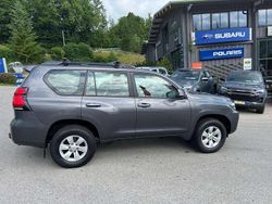 Magnetic grey Gebraucht 2018 Toyota Land Cruiser Comfort SUV | 31.900 €
