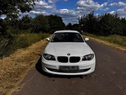 Weiß Gebraucht 2009 BMW 116 Kleinwagen | 4.999 €