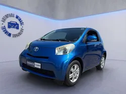 Blau Gebraucht 2009 Toyota iQ Basis Kleinwagen | 3.650 € (Guter Preis)