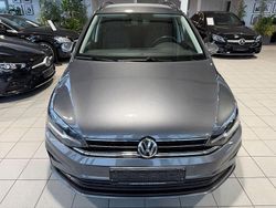 Grau Gebraucht 2018 VW Golf VII Limousine | 11.999 € (Guter Preis)