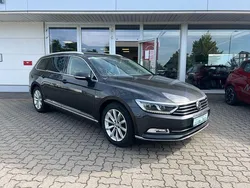 Grau Gebraucht 2019 VW Passat Highline Kombi | 22.490 € (Fairer Preis)