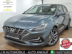 Teal blue / met Gebraucht 2024 Hyundai i30 Trend Kleinwagen | 16.999 € (Guter Preis)