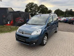 Bleu kyanos Gebraucht 2018 Citroën Berlingo Shine Van / Kleinbus | 9.190 €