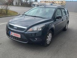 Schwarz Gebraucht 2010 Ford Focus Kombi | 1.000 € (Superpreis)