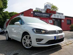 Weiß Gebraucht 2015 VW Golf Sportsvan Highline Van / Kleinbus | 13.990 € (Fairer Preis)