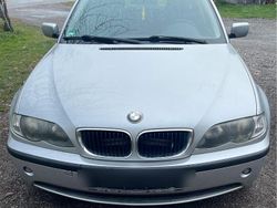 Grau Gebraucht 2002 BMW 318 Kombi | 1.000 € (Guter Preis)