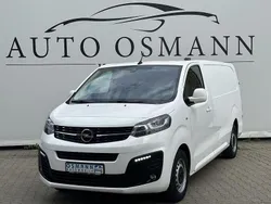 Weiß Gebraucht 2021 Opel Vivaro Elegance Van | 17.950 € (Guter Preis)