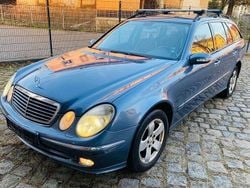 Blau Gebraucht 2003 Mercedes E240 Avantgarde Kombi | 1.600 € (Guter Preis)