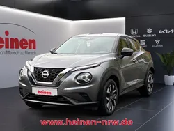 Grau Gebraucht 2024 Nissan Juke Acenta SUV | 16.909 € (Superpreis)