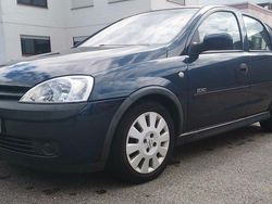 Blau Gebraucht 2001 Opel Corsa Elegance Limousine | 1.800 € (Guter Preis)
