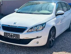 Weiß Gebraucht 2017 Peugeot 308 Kombi | 7.800 € (Superpreis)