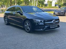 Kosmosschwarz metalliclack Gebraucht 2021 Mercedes CLA180 Shooting Brake AMG Kombi | 22.950 € (Fairer Preis)