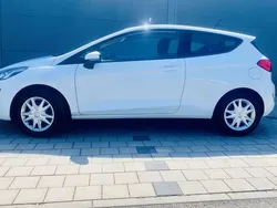 Weiß Gebraucht 2020 Ford Fiesta Cool & Connect Kleinwagen | 8.490 € (Superpreis)