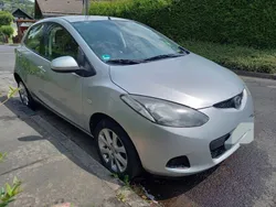 Silber Gebraucht 2010 Mazda 2 Independence Limousine | 2.900 € (Fairer Preis)
