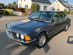 Blau Gebraucht 1996 BMW 735 Limousine | 9.900 €