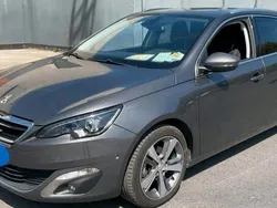 Grau Gebraucht 2016 Peugeot 308 Allure Kombi | 9.499 € (Etwas zu teuer)