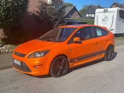 Orange Gebraucht 2008 Ford Focus ST Limousine | 10.500 € (Teuer)