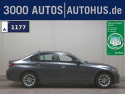 Grau Gebraucht 2020 BMW 320 Sport Line Limousine | 22.980 € (Superpreis)