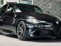 Schwarz Gebraucht 2020 Alfa Romeo Giulia Quadrifoglio Limousine | 53.990 € (Etwas zu teuer)