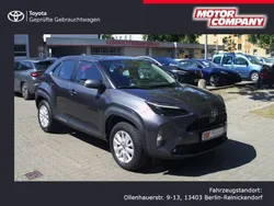 Grau Gebraucht 2022 Toyota Yaris Cross Comfort SUV | 22.450 € (Fairer Preis)