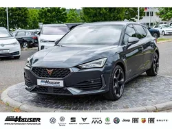 Grau Gebraucht 2024 Cupra Leon Limousine | 30.575 € (Fairer Preis)