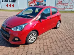 Rot Gebraucht 2015 Hyundai i10 Classic Kleinwagen | 6.100 € (Guter Preis)