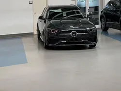 Grau Gebraucht 2023 Mercedes C300 AMG Kombi | 42.500 € (Fairer Preis)