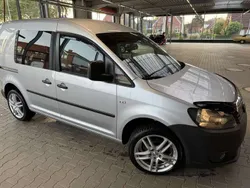 Grau Gebraucht 2015 VW Caddy Van / Kleinbus | 11.299 € (Guter Preis)