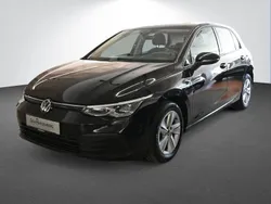 Schwarz Gebraucht 2023 VW Golf VIII Life Limousine | 22.490 € (Fairer Preis)