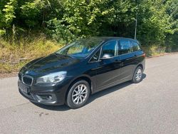 Schwarz Gebraucht 2017 BMW 218 Gran Tourer Van / Kleinbus | 5.700 € (Fairer Preis)