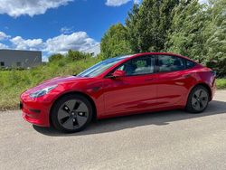 Rot Gebraucht 2022 Tesla Model 3 RWD Limousine | 29.900 € (Fairer Preis)