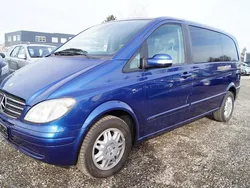 Blau Gebraucht 2005 Mercedes Viano Van / Kleinbus | 9.900 € (Guter Preis)
