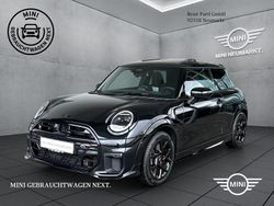 Midnight black metallic Gebraucht 2024 Mini Cooper Kleinwagen | 31.450 € (Etwas zu teuer)