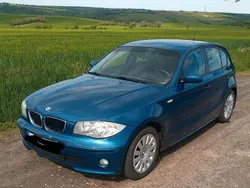 Blau Gebraucht 2006 BMW 116 Kleinwagen | 3.200 €