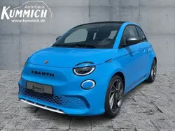 Poison blue (blau) Gebraucht 2023 Abarth 500C Cabrio | 35.900 €