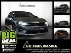 Grau (metallic) Gebraucht 2023 Opel Astra GS Line Limousine | 21.490 € (Guter Preis)