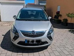 Silber Gebraucht 2016 Opel Zafira Tourer Van / Kleinbus | 9.900 € (Fairer Preis)