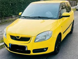 Gelb Gebraucht 2008 Skoda Fabia Kleinwagen | 1.250 € (Guter Preis)