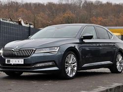 Grau Gebraucht 2020 Skoda Superb Premium Edition Limousine | 25.450 € (Fairer Preis)
