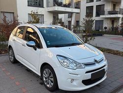 Weiß Gebraucht 2014 Citroën C3 PureTech Kleinwagen | 3.999 € (Fairer Preis)