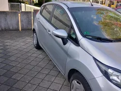 Silber Gebraucht 2012 Ford Fiesta Kleinwagen | 4.000 €