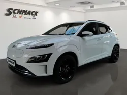 Weiß Gebraucht 2021 Hyundai Kona Trend SUV | 25.990 € (Etwas zu teuer)