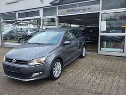 Grau Gebraucht 2012 VW Polo Comfortline Limousine | 8.990 € (Fairer Preis)