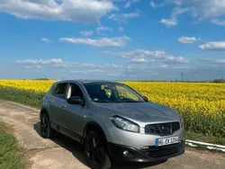 Silber Gebraucht 2010 Nissan Qashqai SUV | 9.500 €
