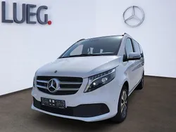 Weiß Gebraucht 2024 Mercedes V250 Van / Kleinbus | 71.850 €