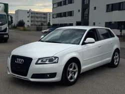 Weiß Gebraucht 2008 Audi A3 Sportback Ambition Limousine | 3.690 € (Guter Preis)