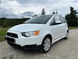 Weiß Gebraucht 2011 Mitsubishi Colt Kleinwagen | 1.999 € (Guter Preis)