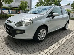 Weiß Gebraucht 2010 Fiat Punto Evo Kleinwagen | 3.499 € (Fairer Preis)