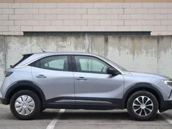 Grau Gebraucht 2021 Opel Mokka Elegance SUV | 13.200 € (Fairer Preis)